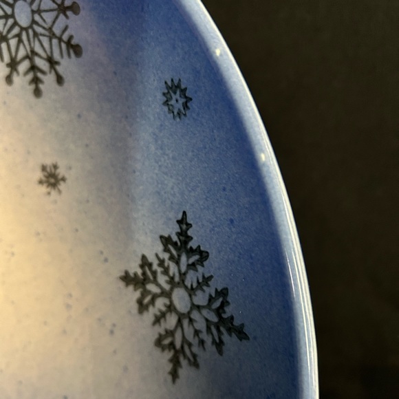 Cowboy Snowman ceramic blue large platter Beaver Farm pottery 15” diameter - Picture 6 of 11